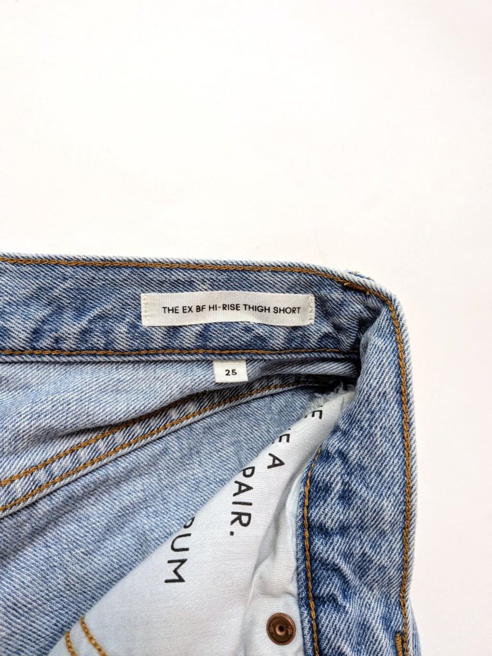 Aritzia Denim Forum The Ex-Boyfriend High Rise Denim Shorts Size 25 - Picture 3 of 8